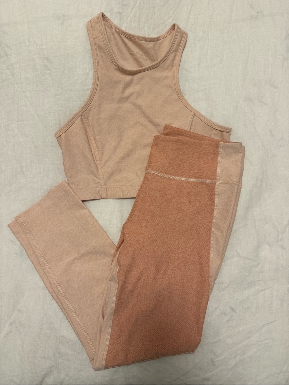 Outdoor Voices Peach Two-Tone Crop Top & Leggings Set - S/M